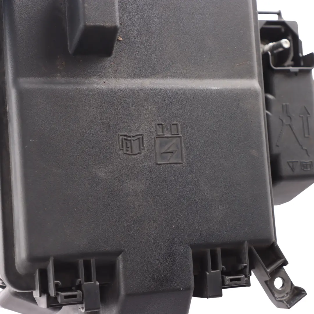 Mk8 2.0 Diesel Fuse Box Power Distribution Relay to Ford Transit with Part number KK3T-14D068-JE Ford Transit Mk8 2.0 Diesel Fuse Box Power Distribution Relay - SKU KK3T-14D068-JE - Part number KK3T-14D068-JE