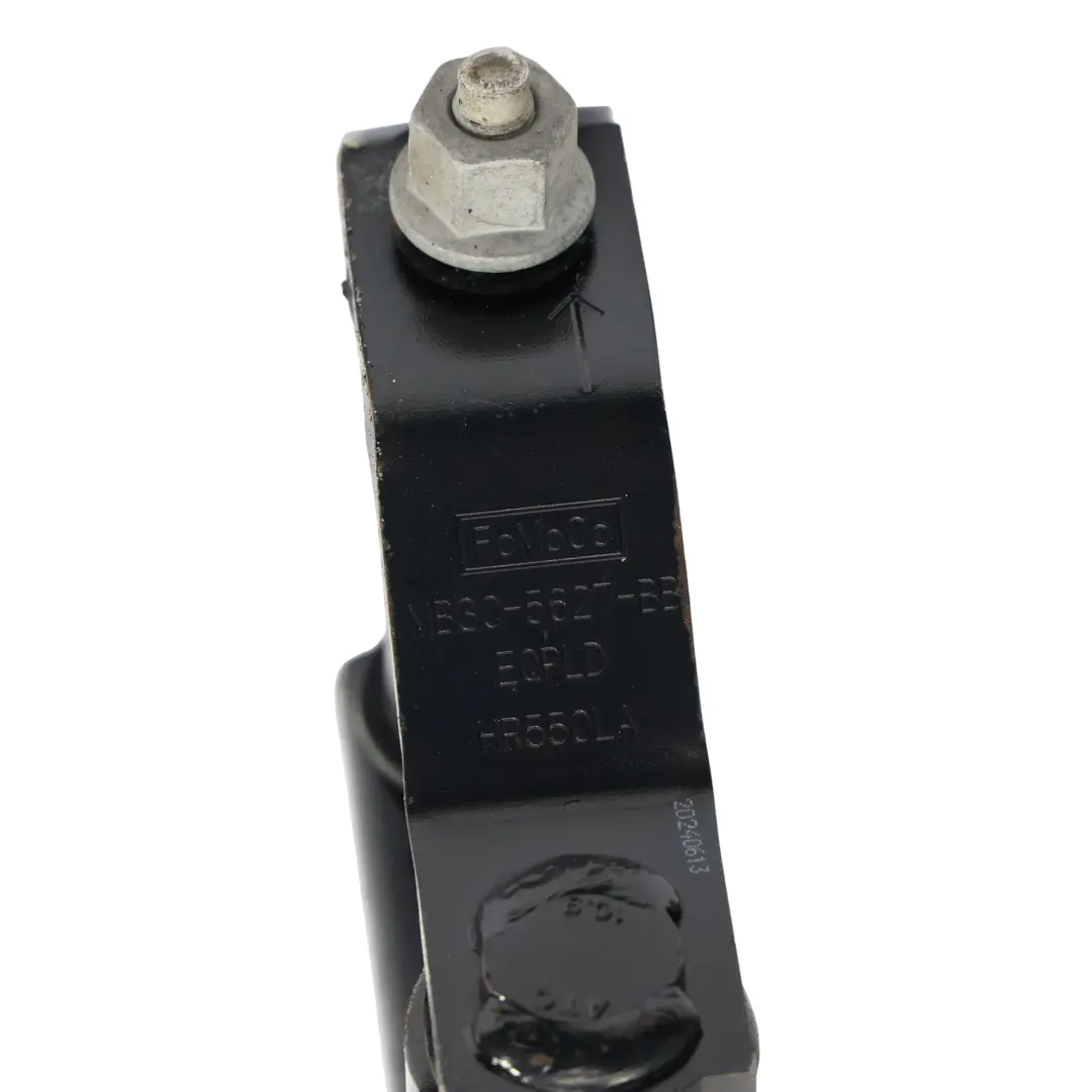 Suspensión Trasera Soporte Ballesta A9063210903 para Volkswagen VW Amarok NF con número de pieza MB3C-5560-ME1K Volkswagen VW Amarok NF Suspensión Trasera Soporte Ballesta A9063210903 - SKU MB3C-5560-ME1K - Número de pieza MB3C-5560-ME1K