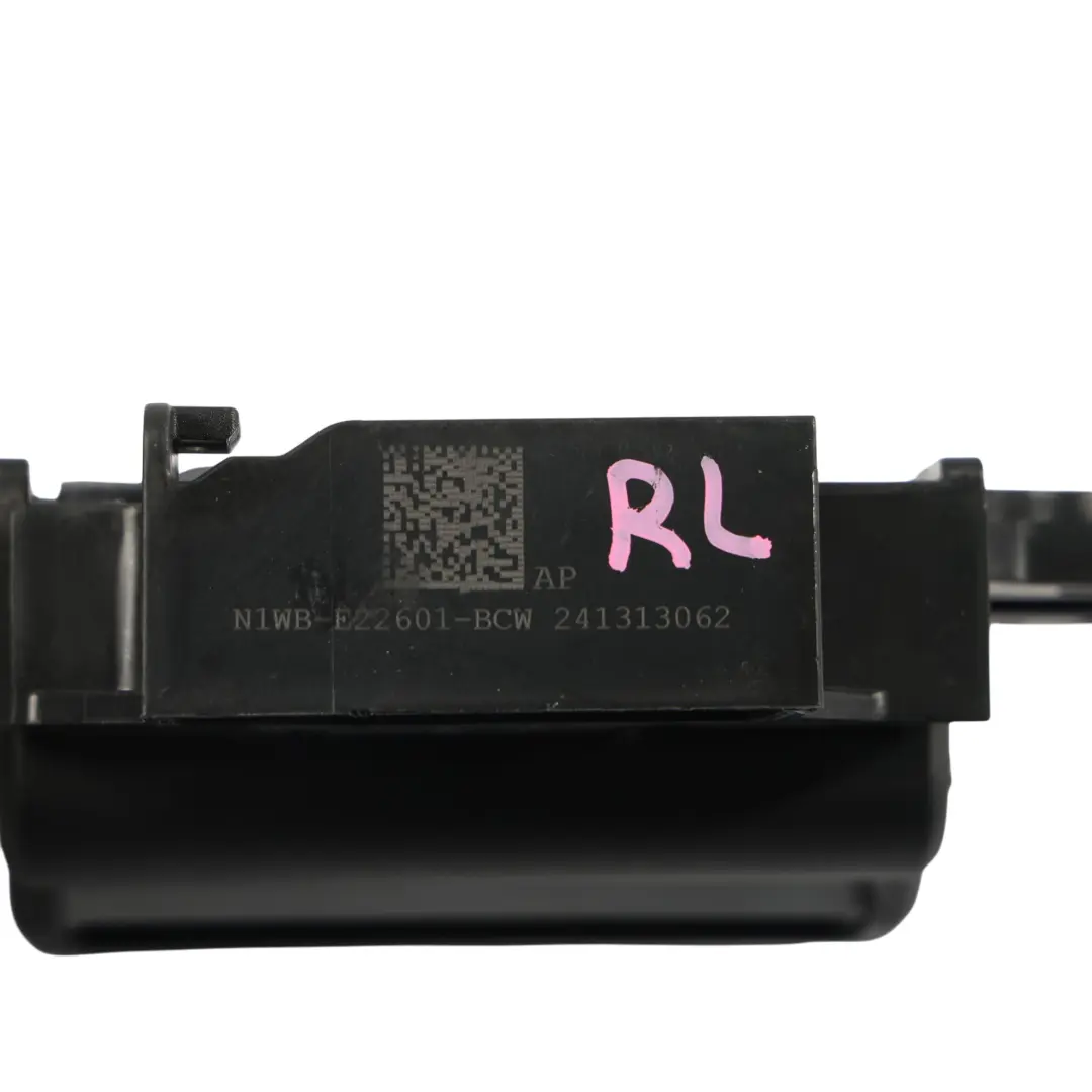 Mk2 Türgriff Hinten Innen Links Fahrerseite für Volkswagen Amarok mit Teilenummer N1WB-E22601 Volkswagen Amarok Mk2 Türgriff Hinten Innen Links Fahrerseite - SKU N1WB-E22601-BC - Teilenummer N1WB-E22601