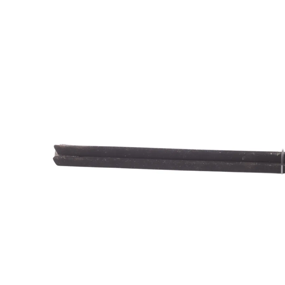 Mk2 Rear Door Window Aperture Seal Left N/S to VW Volkswagen Amarok with Part number N1WB-E246A31 VW Volkswagen Amarok Mk2 Rear Door Window Aperture Seal Left N/S - SKU N1WB-E246A31-AD - Part number N1WB-E246A31