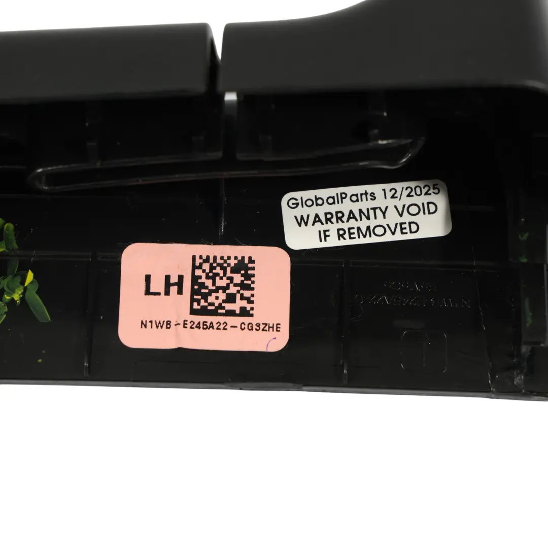 Copertura Parete Posteriore Pannello Nero per Volkswagen Amarok NF con numero di parte N1WB-E265A22 Volkswagen Amarok NF Copertura Parete Posteriore Pannello Nero - SKU N1WB-E245A22-CG - Numero di parte N1WB-E265A22