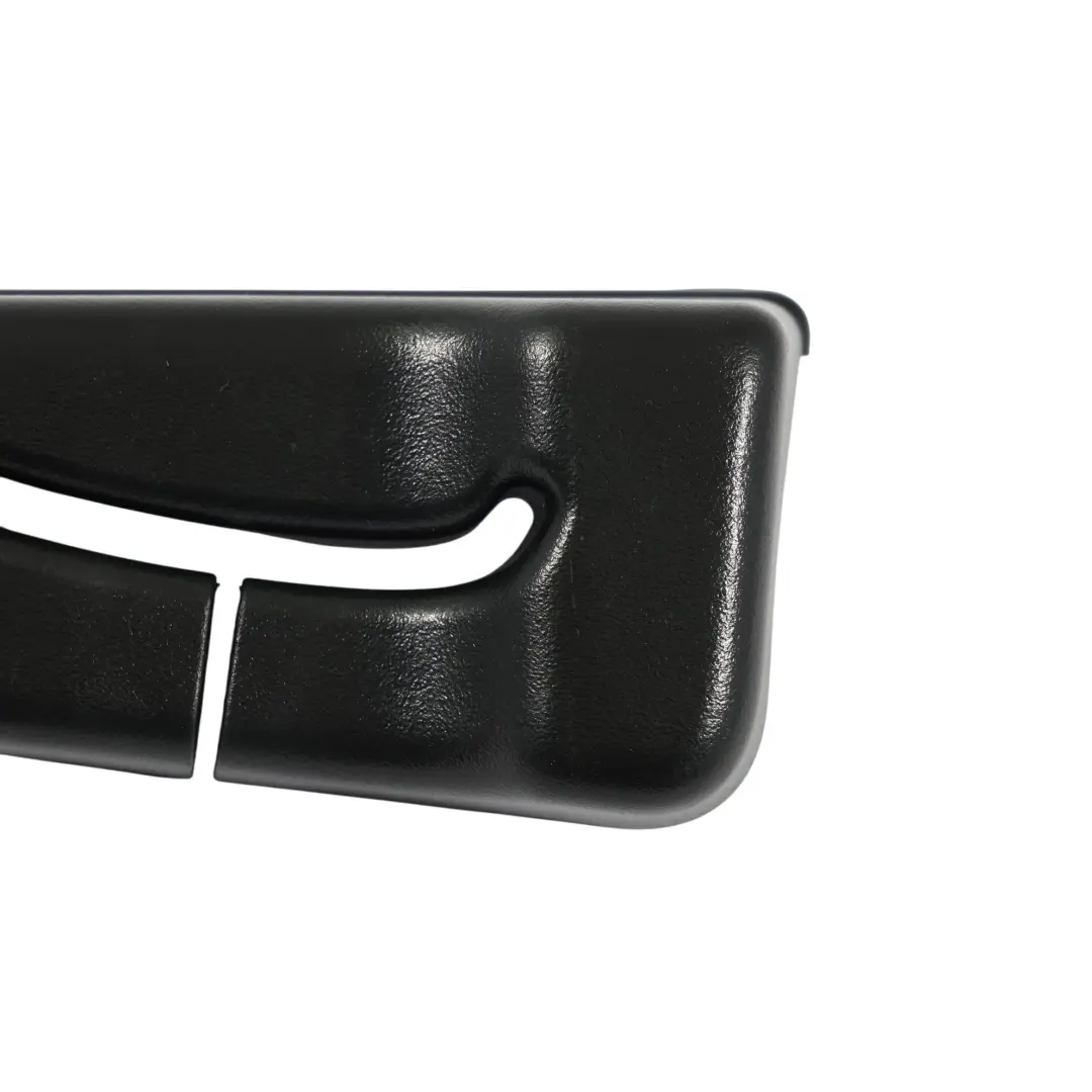 Osłona Panel Tylnej Ściany Czarny do VW Volkswagen Amarok NF o numerze N1WB-E265A22 VW Volkswagen Amarok NF Osłona Panel Tylnej Ściany Czarny - SKU N1WB-E245A22-CG - Numer Części N1WB-E265A22