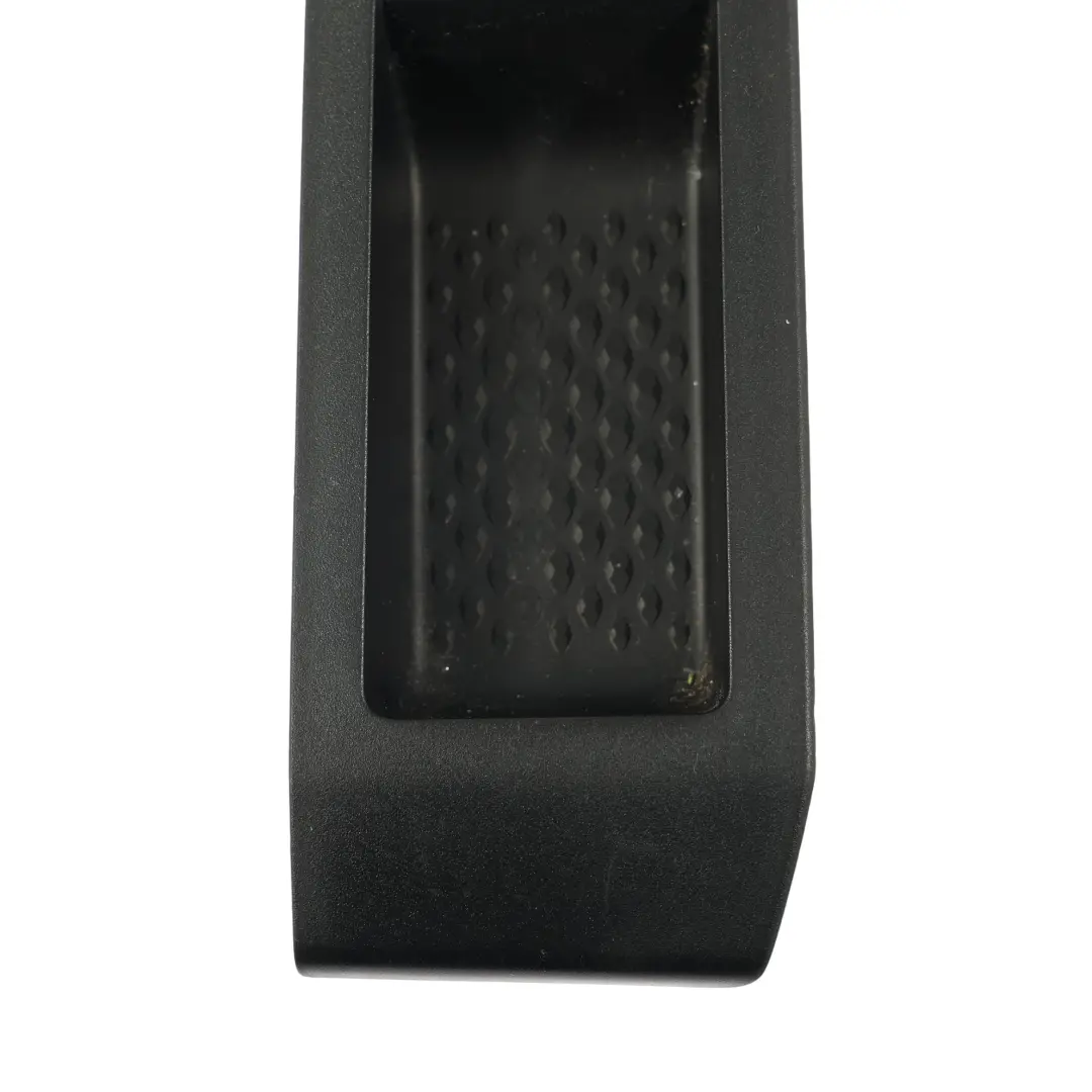 Mk2 Finestrino Coperchio Surround Posteriore Destro per VW Amarok con numero di parte N1XB-14A564-BA VW Amarok Mk2 Finestrino Coperchio Surround Posteriore Destro - SKU N1XB-14A564-BA - Numero di parte N1XB-14A564-BA