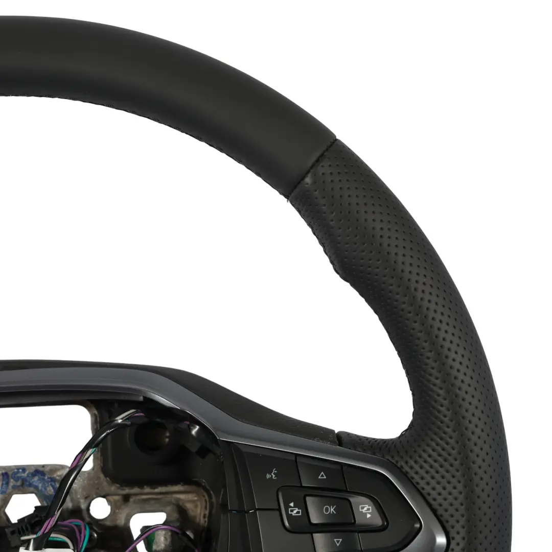 MK2 NUOVO In Pelle Nera per Volante VW Volkswagen Amarok con numero di parte N1XB-3600K-B32 Volante VW Volkswagen Amarok MK2 NUOVO In Pelle Nera - SKU N1XB-3600K-B32-1 - Numero di parte N1XB-3600K-B32