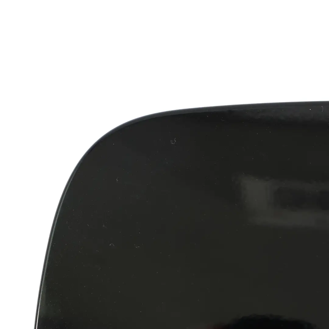 VW Amarok Mk2 Tapa Depósito Combustible Negro Medianoche - 2F9 - SKU N1XB-E405C46-AA-MDBL - Número de pieza N1XB-E405C46-AA