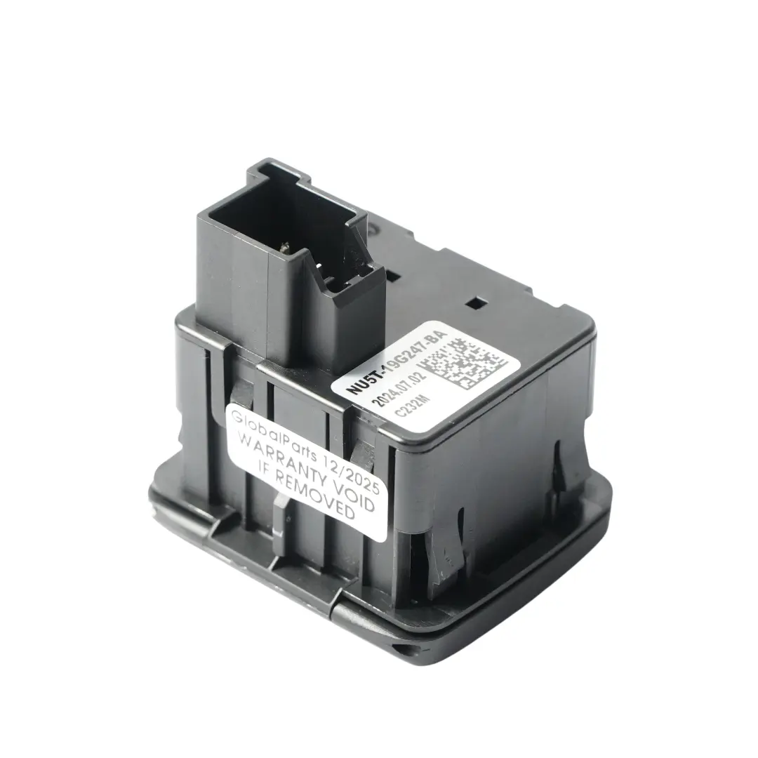 Prise De Courant De Console Centrale AC 230V pour Volkswagen Amarok NF à propos du numéro de pièce NU5T-19G247-BA Volkswagen Amarok NF Prise De Courant De Console Centrale AC 230V - SKU NU5T-19G247-BA - Numéro de pièce NU5T-19G247-BA