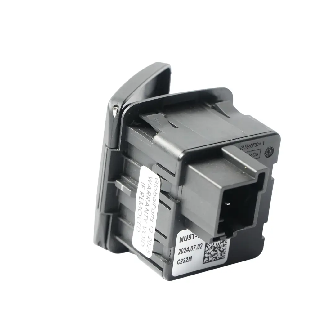 Gniazdo Zasilania Konsoli Środkowej AC 230V do VW Amarok NF o numerze NU5T-19G247-BA VW Amarok NF Gniazdo Zasilania Konsoli Środkowej AC 230V - SKU NU5T-19G247-BA - Numer Części NU5T-19G247-BA