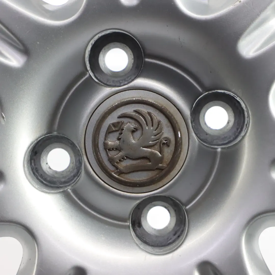 Felge Leicht Metall Felge Silber OPO33 16" 6J ET:40 K5 für Opel Corsa mit Teilenummer OPO33-K5 Opel Corsa Felge Leicht Metall Felge Silber OPO33 16" 6J ET:40 K5 - SKU OPO33-K5 - Teilenummer OPO33-K5