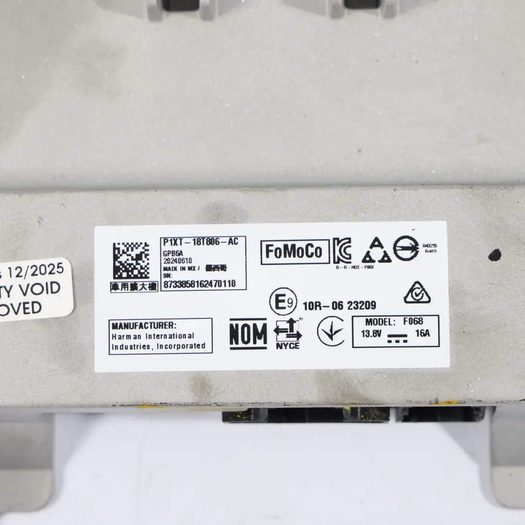 Audio Sound System Amplifier Unit to Volkswagen VW Amarok NF with Part number P1XT-18T806-AC Volkswagen VW Amarok NF Audio Sound System Amplifier Unit - SKU P1XT-18T806-AC - Part number P1XT-18T806-AC