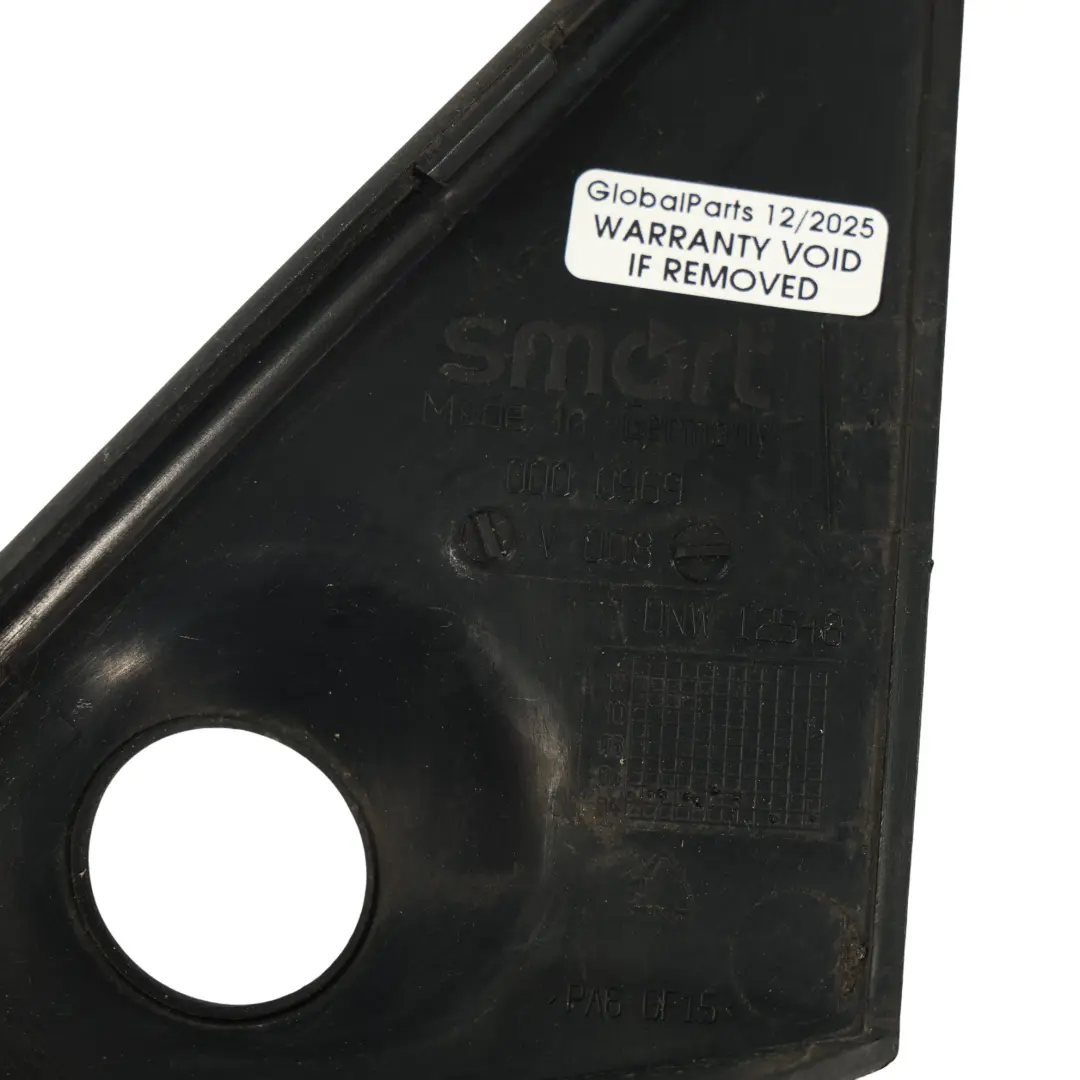 C450 Trójkątna Osłona Zaślepka Drzwi Przód Lewa 0000969 do Smart Fortwo o numerze Q0000969V008C22A00 Smart Fortwo C450 Trójkątna Osłona Zaślepka Drzwi Przód Lewa 0000969 - SKU Q0000969V008C22A00 - Numer Części Q0000969V008C22A00