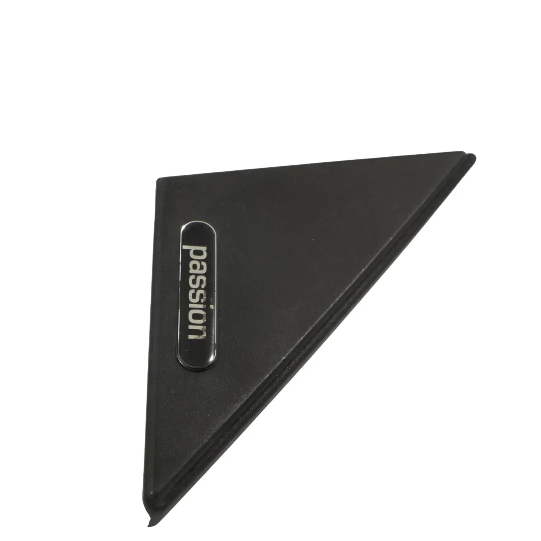 C450 Aile De Porte Avant Cache Triangle Droit 000982 pour Smart Fortwo à propos du numéro de pièce Q0000982V008C22A00 Smart Fortwo C450 Aile De Porte Avant Cache Triangle Droit 000982 - SKU Q0000982V008C22A00 - Numéro de pièce Q0000982V008C22A00