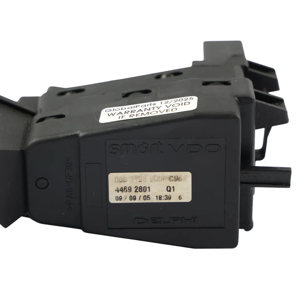 C450 Commande De Clignotants pour Smart Fortwo à propos du numéro de pièce Q0001185V011C96A00 Smart Fortwo C450 Commande De Clignotants - SKU Q0001185V011C96A00 - Numéro de pièce Q0001185V011C96A00