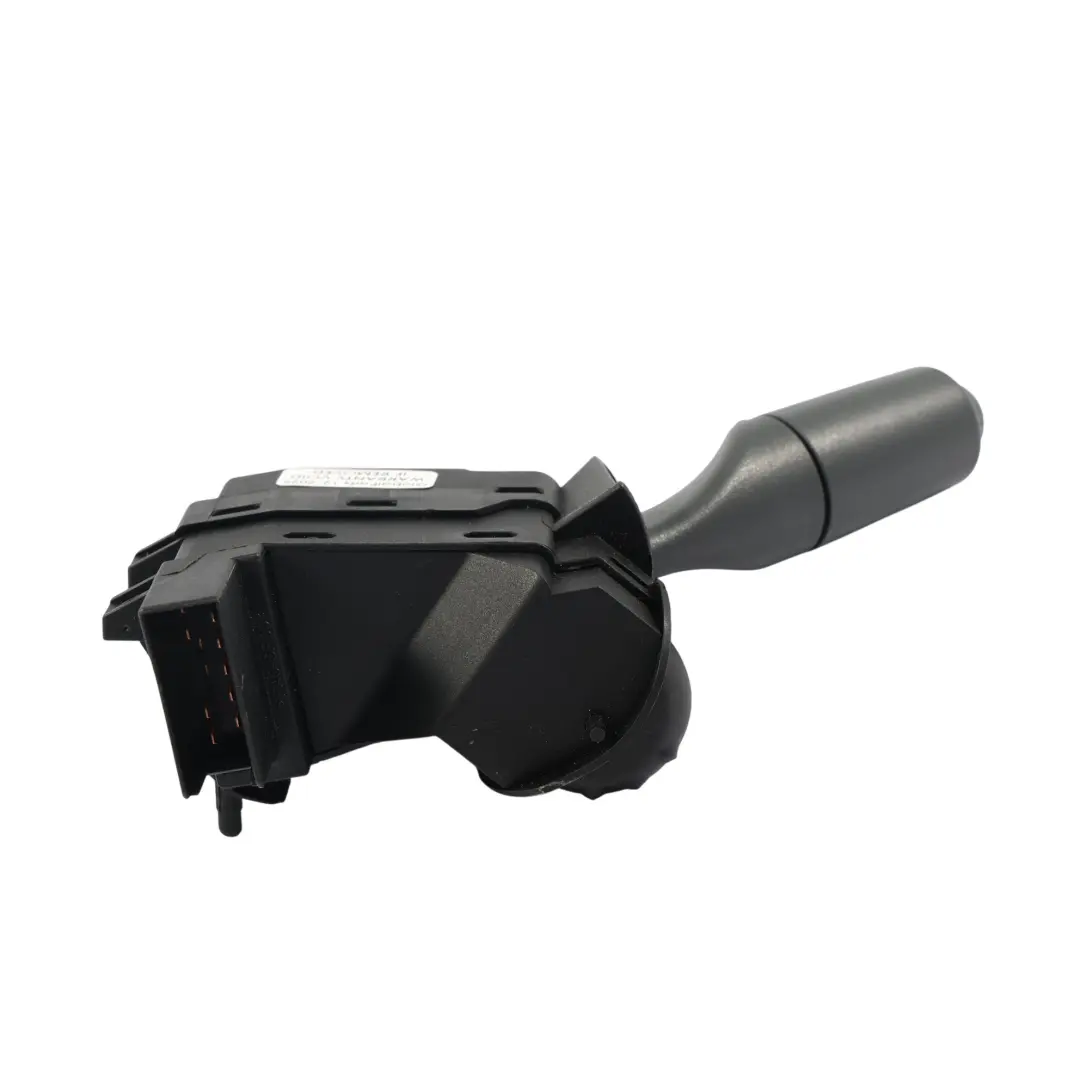 C450 Manetka Przełącznik Kierunkowskazów do Smart Fortwo o numerze Q0001185V011C96A00 Smart Fortwo C450 Manetka Przełącznik Kierunkowskazów - SKU Q0001185V011C96A00 - Numer Części Q0001185V011C96A00