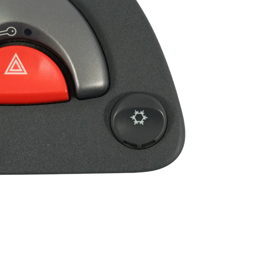 C450 Panel Przełącznik Świateł Awaryjnych do Smart Fortwo o numerze Q0001284V013C73Y00 Smart Fortwo C450 Panel Przełącznik Świateł Awaryjnych - SKU Q0001284V013C73Y00 - Numer Części Q0001284V013C73Y00