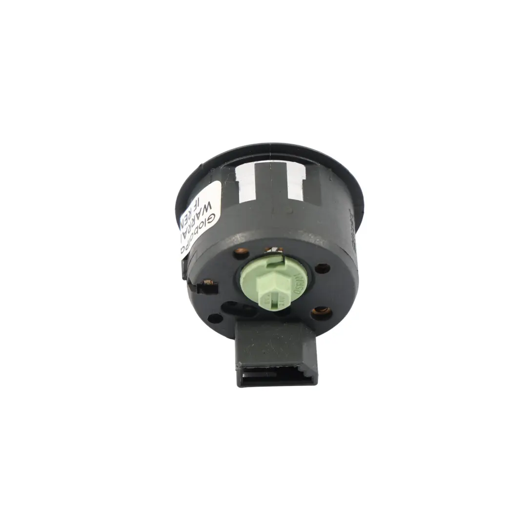 Smart Fortwo C450 Przełącznik Lampki Wewnętrznej - SKU Q0001911V004C96A00 - Numer Części Q0001911V004C96A00