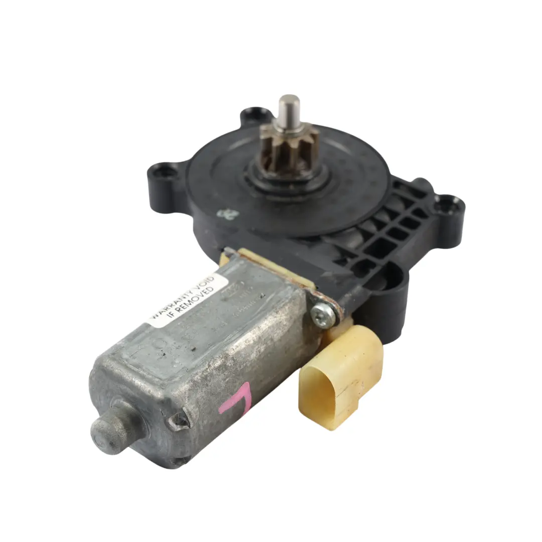 C450 Front Door Window Lifter Motor Unit Right O/S 0 130 822 002 to Smart Fortwo with Part number Q0002678V004000000 Smart Fortwo C450 Front Door Window Lifter Motor Unit Right O/S 0 130 822 002 - SKU Q0002678V004000000 - Part number Q0002678V004000000