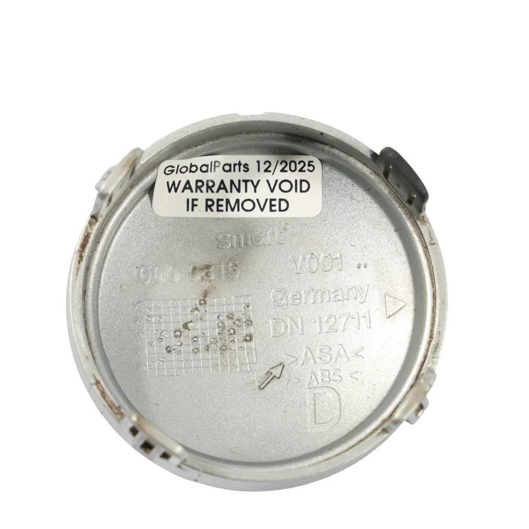 C450 Cache De Feu Antibrouillard Avant pour Smart Fortwo à propos du numéro de pièce Q0003815V001C26L00 Smart Fortwo C450 Cache De Feu Antibrouillard Avant - SKU Q0003815V001C26L00 - Numéro de pièce Q0003815V001C26L00