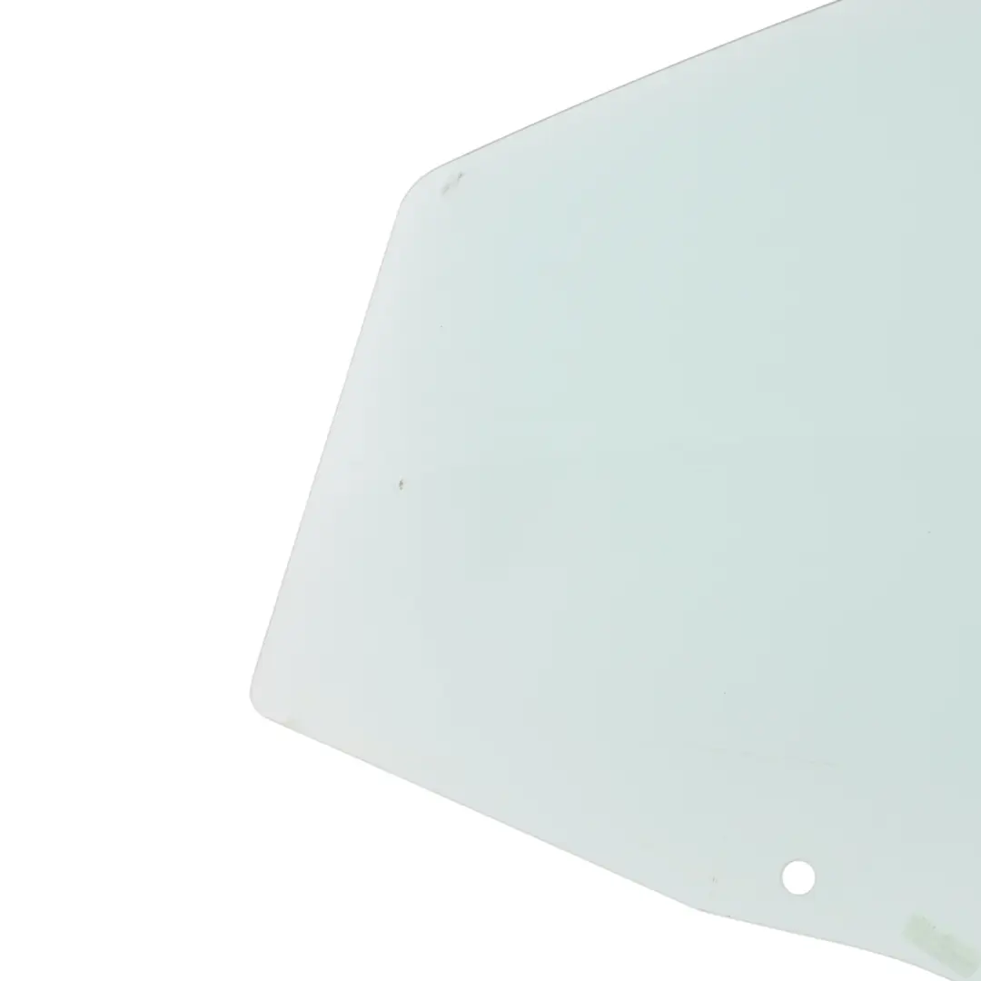 C450 Szyba Boczna Drzwi Przednich AS2 Lewa do Smart Fortwo o numerze Q0004286V013C41A00 Smart Fortwo C450 Szyba Boczna Drzwi Przednich AS2 Lewa - SKU Q0004286V013C41A00 - Numer Części Q0004286V013C41A00