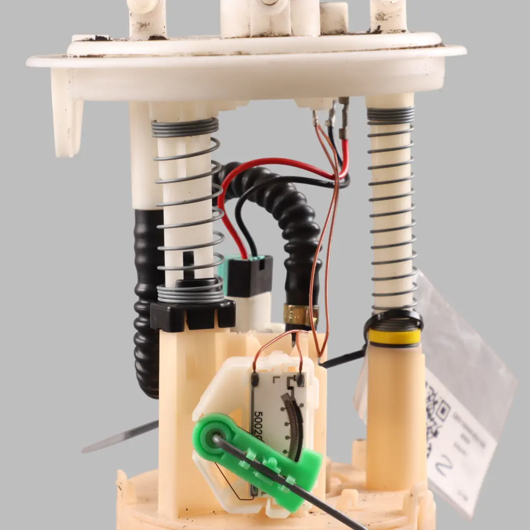 C450 Fuel Tank Pump Sender Unit Petrol to Smart Fortwo with Part number Q0010688V001000000 Smart Fortwo C450 Fuel Tank Pump Sender Unit Petrol - SKU Q0010688V001000000 - Part number Q0010688V001000000