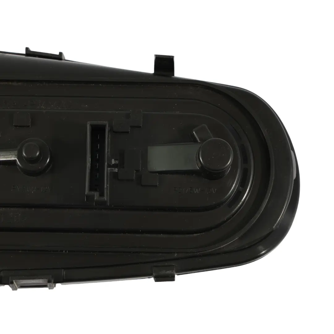 C450 Supporto Portalampada Posteriore Sinistro per Smart Fortwo con numero di parte Q0011625V001000000 Smart Fortwo C450 Supporto Portalampada Posteriore Sinistro - SKU Q0011625V001000000 - Numero di parte Q0011625V001000000