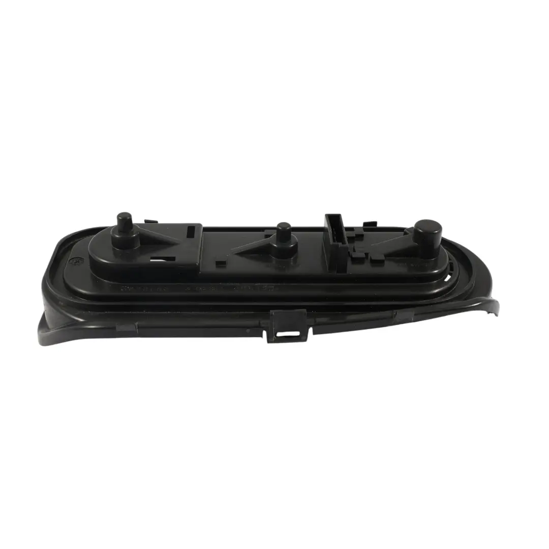 C450 Portalámparas Trasero Izquierdo para Smart Fortwo con número de pieza Q0011625V001000000 Smart Fortwo C450 Portalámparas Trasero Izquierdo - SKU Q0011625V001000000 - Número de pieza Q0011625V001000000