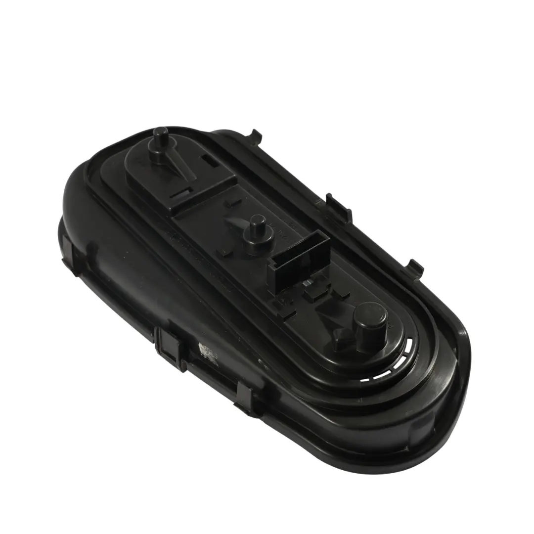 Smart Fortwo C450 Support De Douille D'Ampoule Arrière Droite - SKU Q0011638V001000000 - Numéro de pièce Q0011638V001000000