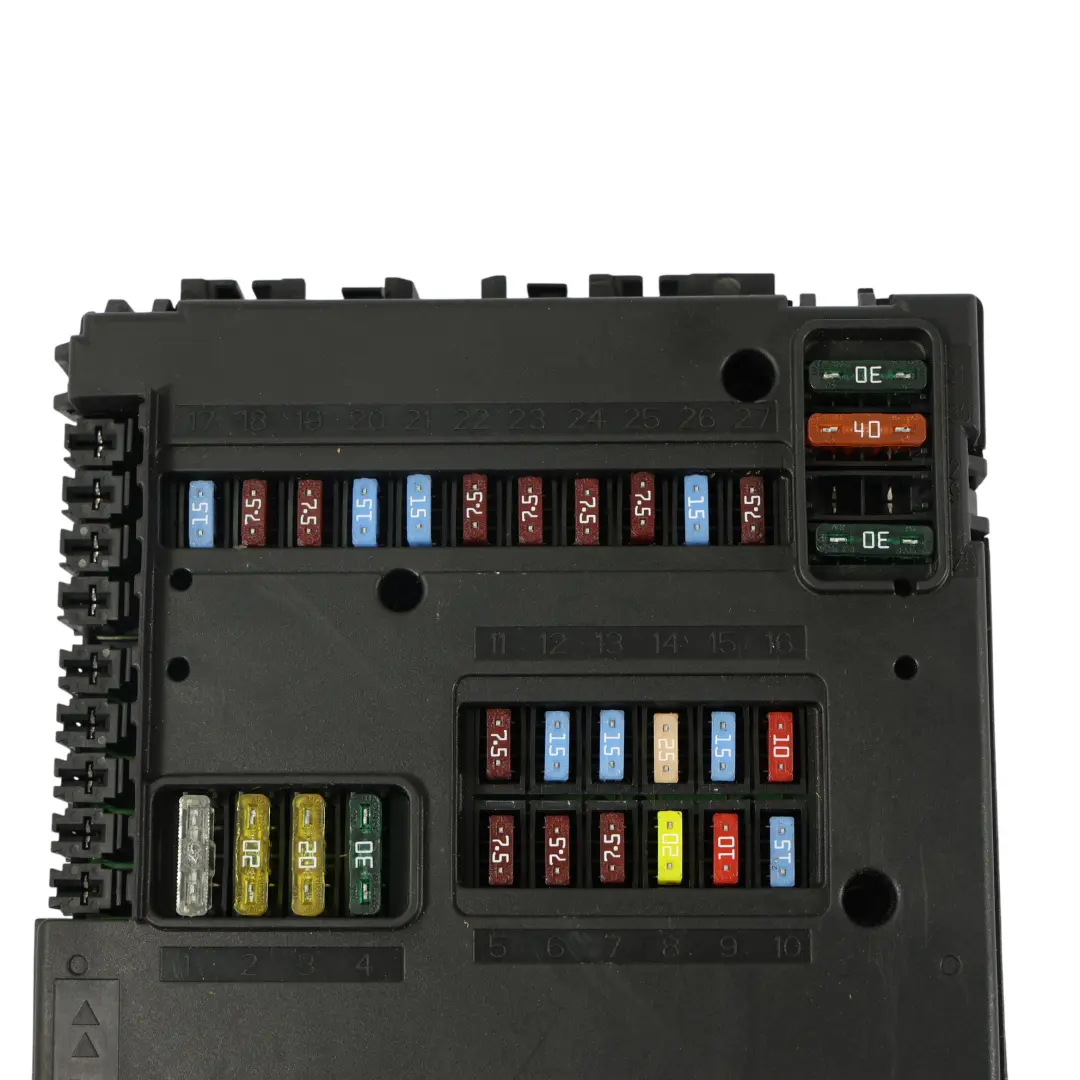 C450 Moduł Sterownik Komputer SAM Skrzynka Bezpieczników do Smart Fortwo o numerze Q0011868V013000000 Smart Fortwo C450 Moduł Sterownik Komputer SAM Skrzynka Bezpieczników - SKU Q0011868V013000000 - Numer Części Q0011868V013000000