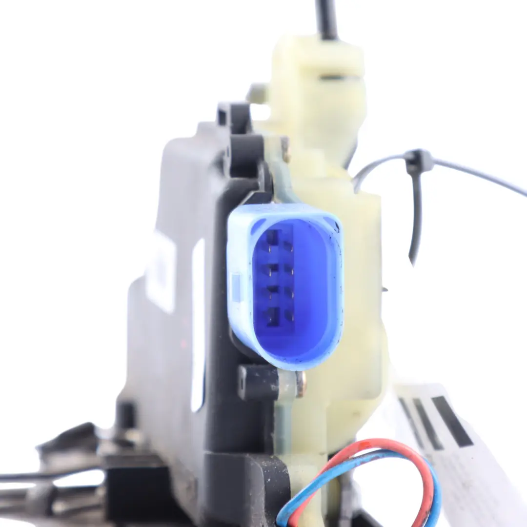 Door Lock Mechanism Latch Catch Front Right O/S to Volkswagen T5 with Part number 3B2837016AA Volkswagen T5 Door Lock Mechanism Latch Catch Front Right O/S - SKU RHD-3B2837016AA - Part number 3B2837016AA