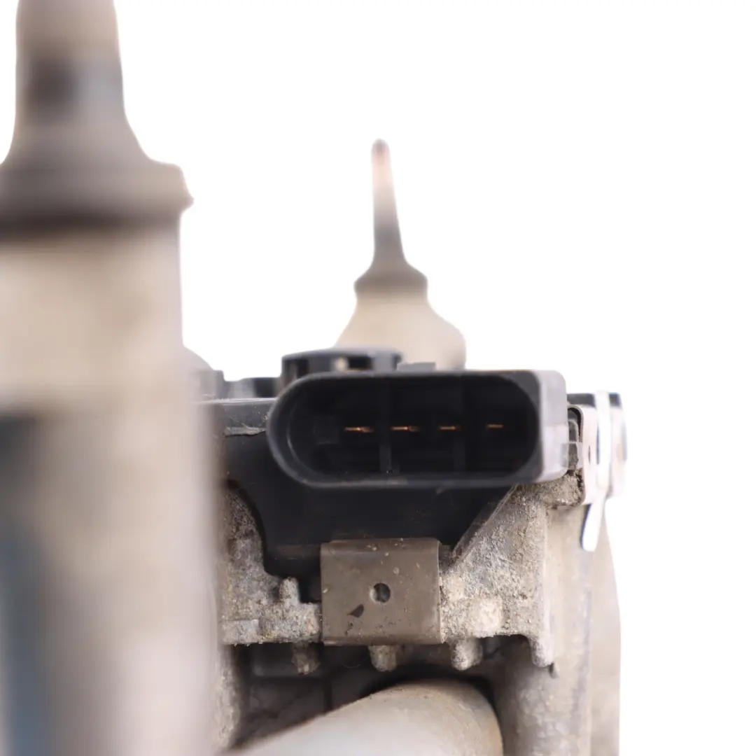 Skoda Yeti 5L Windscreen Wiper Windshield Cleaning Motor Drive Unit 5L2955119 - SKU RHD-5L2955023 - Part number 5L2955023