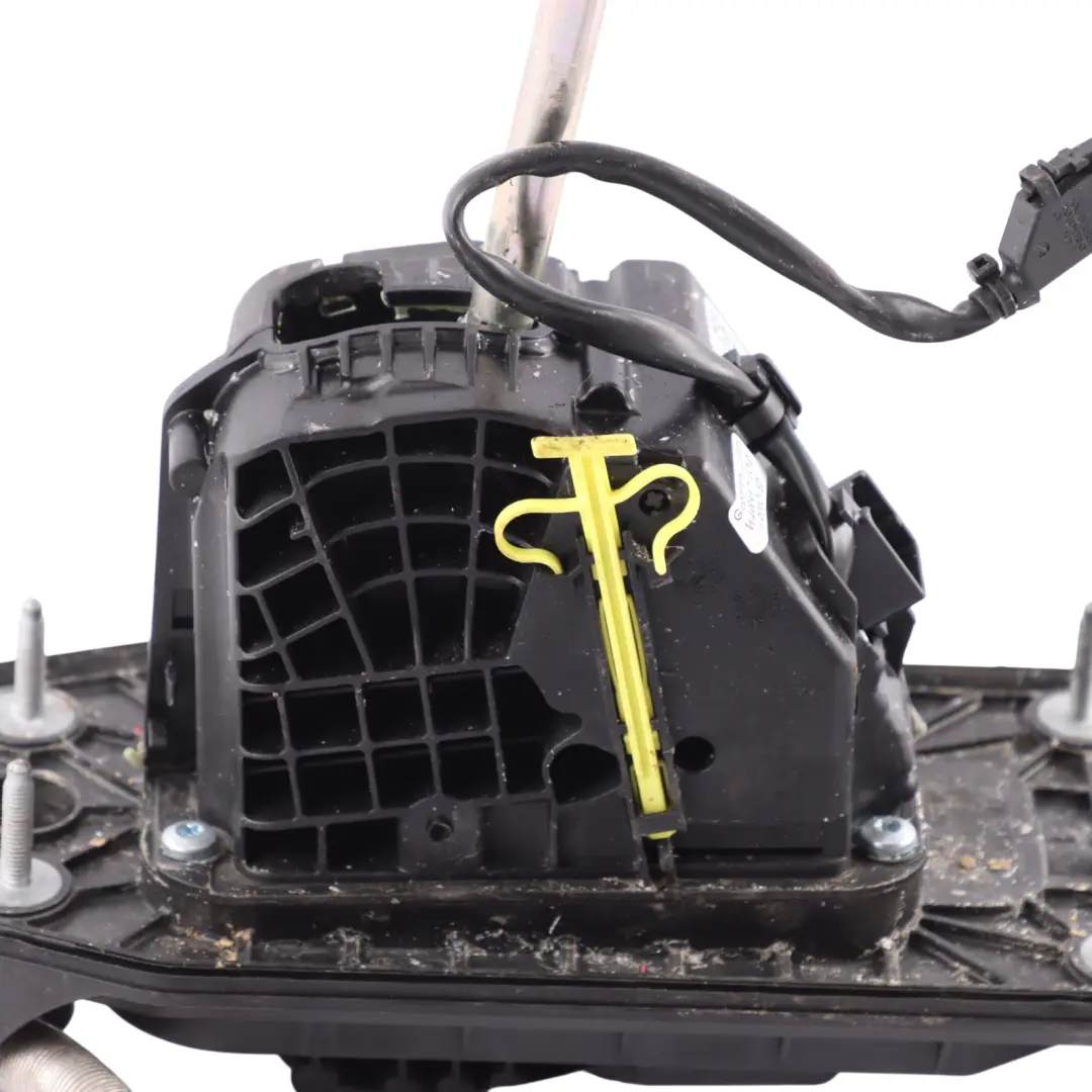 Mk3 Automatic Gear Selector Stick Linkage Mechanism to Skoda Octavia with Part number 5Q2713025S Skoda Octavia Mk3 Automatic Gear Selector Stick Linkage Mechanism - SKU RHD-5Q2713025S - Part number 5Q2713025S