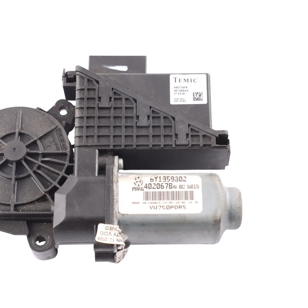 VW Transporter T5 Door Window Glass Lifter Motor Front Passenger Side 6Y1959802 - SKU RHD-6Y1959802 - Part number 6Y1959302