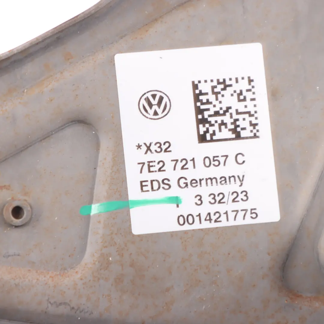 Accelerator and Brake Pedal Box Assembly to VW Volkswagen Transporter T6 with Part number 7E2721057C VW Volkswagen Transporter T6 Accelerator and Brake Pedal Box Assembly - SKU RHD-7E2721057C - Part number 7E2721057C