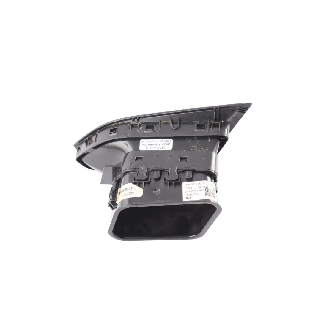 Dashboard Dash Air Vent Grille Front Right O/S to VW Transporter T6 with Part number 7L2819704D VW Transporter T6 Dashboard Dash Air Vent Grille Front Right O/S - SKU RHD-7L2819704D - Part number 7L2819704D