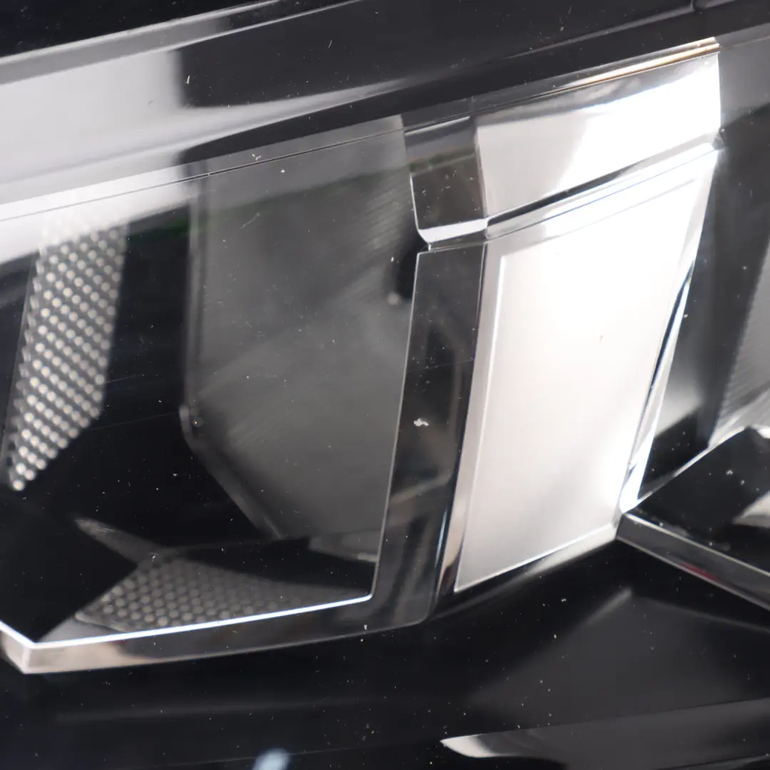 Front Headlight Headlamp Halogen Left N/S to Volkswagen Transporter T6 with Part number 7L2941005B Volkswagen Transporter T6 Front Headlight Headlamp Halogen Left N/S - SKU RHD-7L2941005B - Part number 7L2941005B