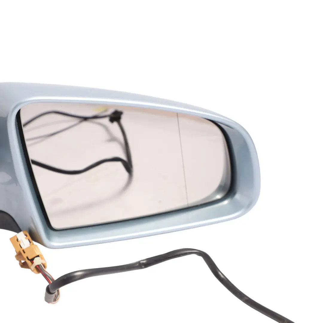 Wing Mirror Right Door O/S Outer Liquid Blue Metallic Y5J to Audi A4 B7 with Part number 8E2858532AA Audi A4 B7 Wing Mirror Right Door O/S Outer Liquid Blue Metallic Y5J - SKU RHD-8E2858532AA-LIB - Part number 8E2858532AA