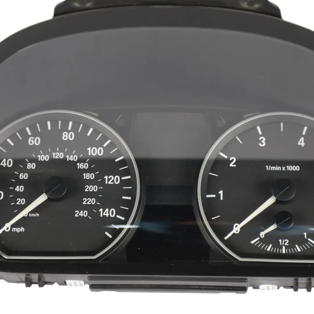 Cluster Speedo Clocks Automatic to BMW E81 E82 E87 E88 Petrol with Part number 9122588 BMW E81 E82 E87 E88 Petrol Cluster Speedo Clocks Automatic - SKU RHD-9122588 - Part number 9122588