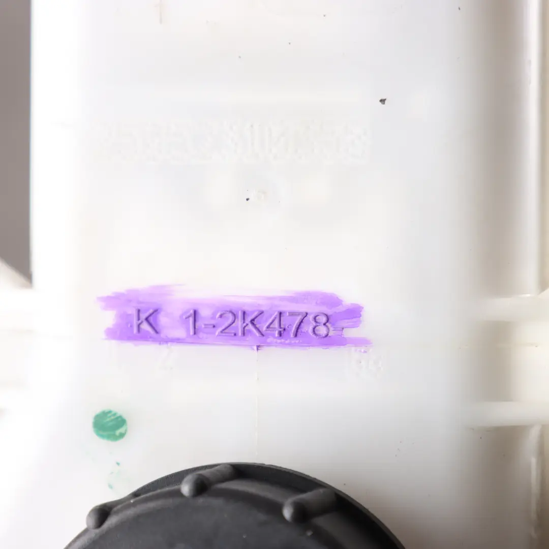 Servo Brake Fluid Expansion Tank Bottle to Ford Transit Custom with Part number LK21-2K478-BB Ford Transit Custom Servo Brake Fluid Expansion Tank Bottle - SKU RHD-LK21-2K478-BB - Part number LK21-2K478-BB