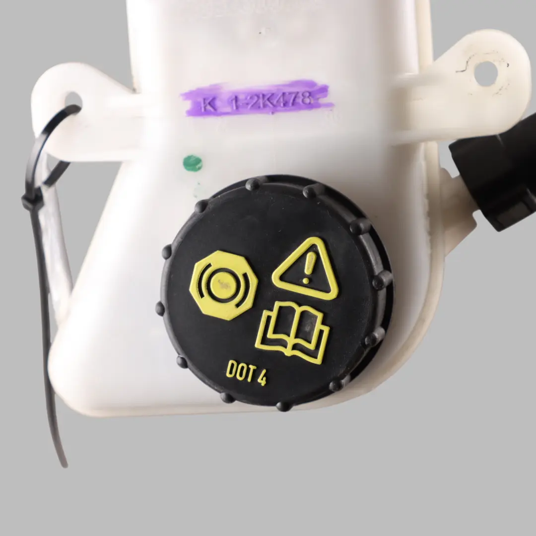 Servo Brake Fluid Expansion Tank Bottle to Ford Transit Custom with Part number LK21-2K478-BB Ford Transit Custom Servo Brake Fluid Expansion Tank Bottle - SKU RHD-LK21-2K478-BB - Part number LK21-2K478-BB