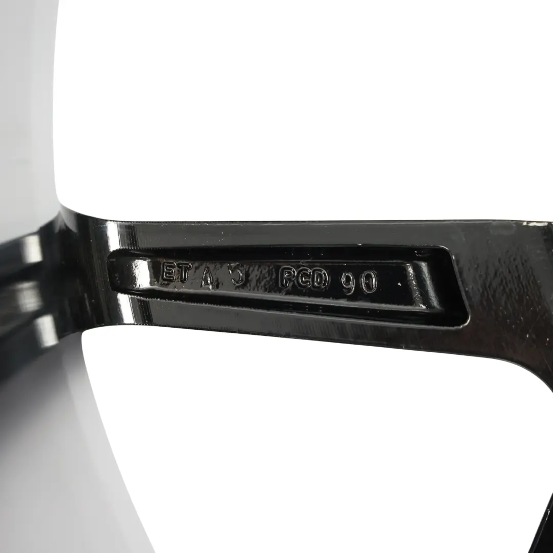 Romac Diablo Felga Aluminiowa Srebrny Czarny 18" 8.5J ET:45 do o numerze ROMAC-VIA-18-3 Romac Diablo Felga Aluminiowa Srebrny Czarny 18" 8.5J ET:45 - SKU ROMAC-VIA-18-3 - Numer Części ROMAC-VIA-18-3