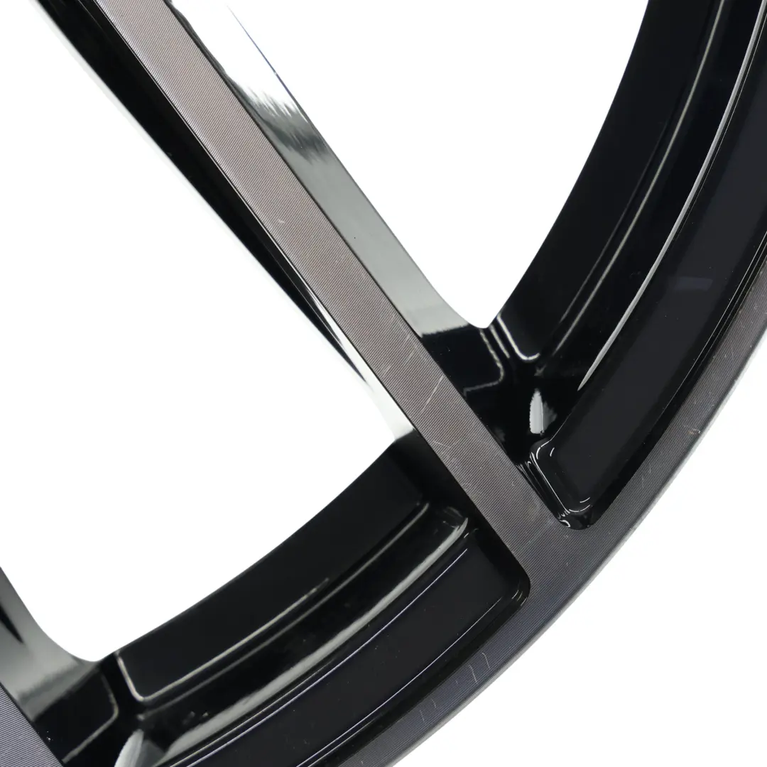 Romac Diablo Llanta Aleación Plata Negro 18" 8.5J ET:45 5 Radios Dobles para con número de pieza ROMAC-VIA-18-3 Romac Diablo Llanta Aleación Plata Negro 18" 8.5J ET:45 5 Radios Dobles - SKU ROMAC-VIA-18-3 - Número de pieza ROMAC-VIA-18-3