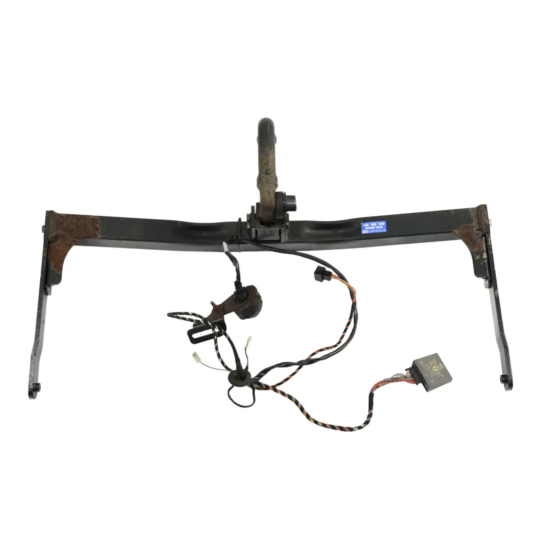 Audi Q3 8U Enganche De Remolque Tow-Trust Soporte Gancho - SKU TVW3VK - Número de pieza TVW3VK