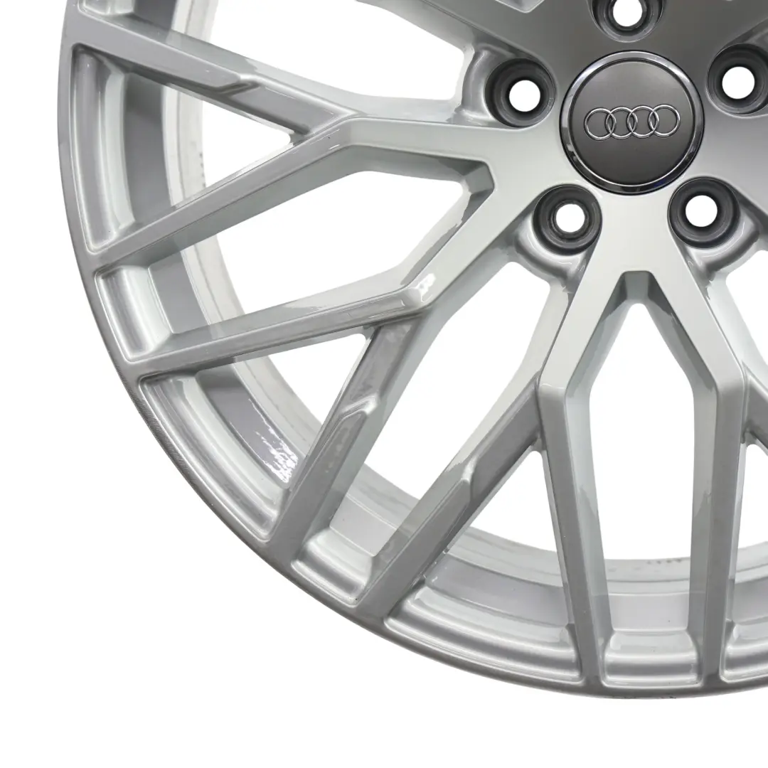 Cerchi In Lega Argento VIA 20" 9J SET per Audi con numero di parte VIA-AUDI-20-SET Audi Cerchi In Lega Argento VIA 20" 9J SET - SKU VIA-AUDI-20-SET - Numero di parte VIA-AUDI-20-SET