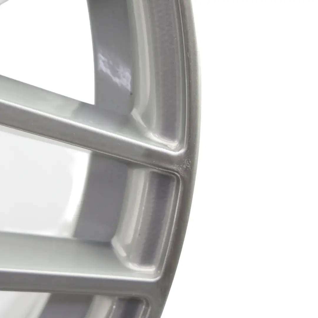 Felgi Aluminiowe Srebrne Komplet VIA, 20" 9J do Audi o numerze VIA-AUDI-20-SET Audi Felgi Aluminiowe Srebrne Komplet VIA, 20" 9J - SKU VIA-AUDI-20-SET - Numer Części VIA-AUDI-20-SET