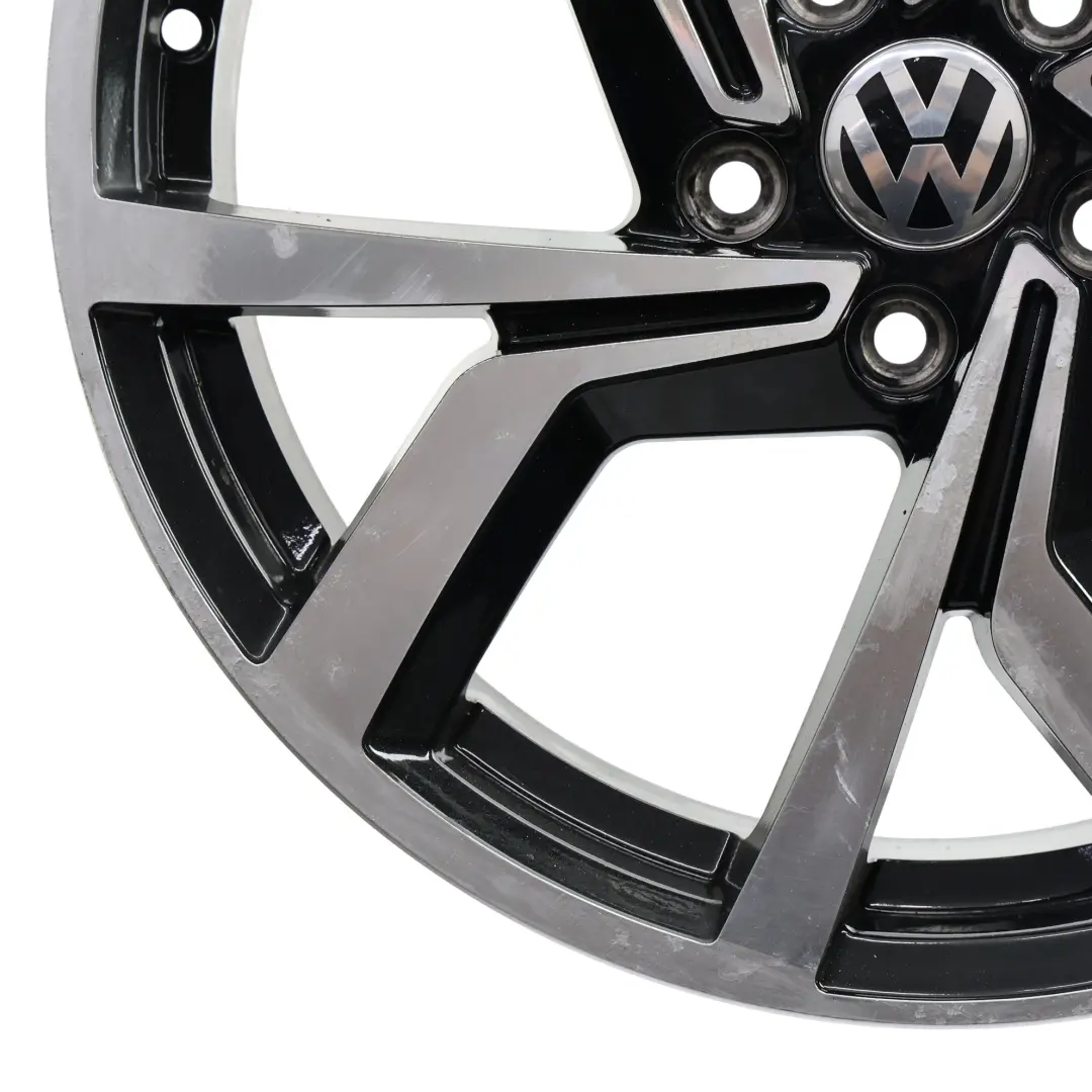 Cerchio Nero Argento VIA 18" 7.5J ET:45 per Volkswagen Golf VII Polo V con numero di parte VW-VIA-18 Volkswagen Golf VII Polo V Cerchio Nero Argento VIA 18" 7.5J ET:45 - SKU VW-VIA-18-1 - Numero di parte VW-VIA-18