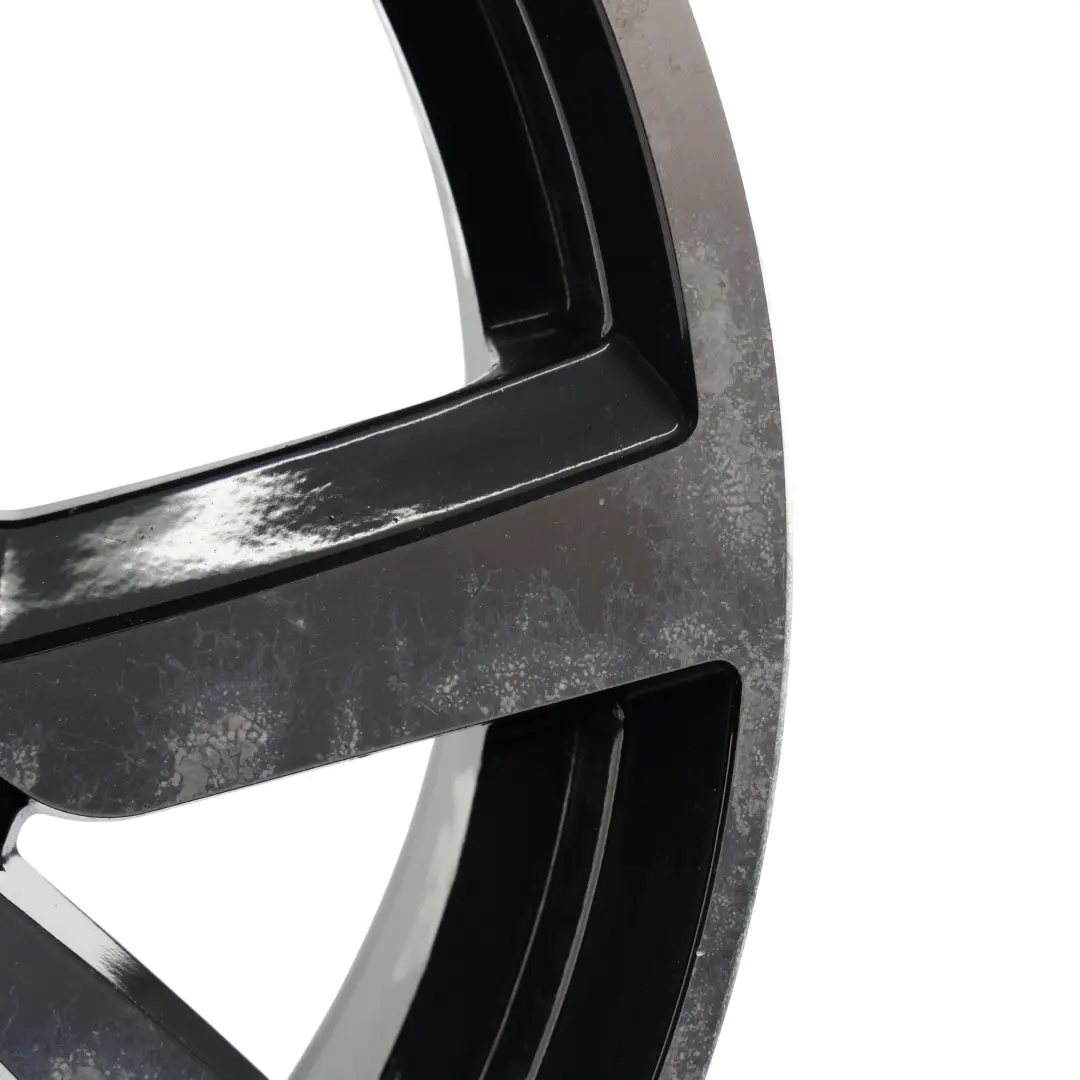 Jante VIA 18" 7.5J ET:45, Noir Et Argent pour Volkswagen à propos du numéro de pièce VW-VIA-18-2 Volkswagen Jante VIA 18" 7.5J ET:45, Noir Et Argent - SKU VW-VIA-18-2 - Numéro de pièce VW-VIA-18-2