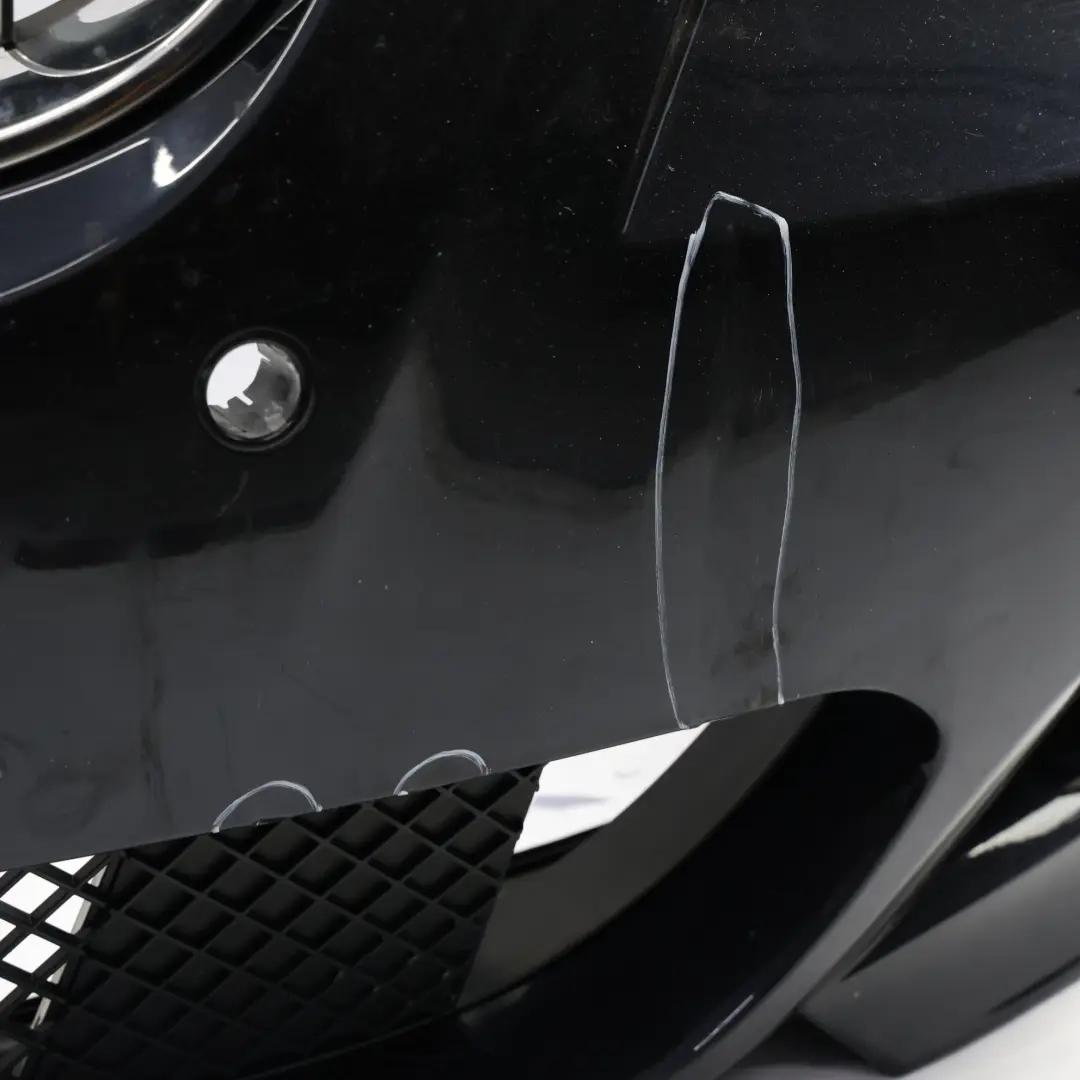 Przedni Zderzak Carbonschwarz Czarny Metalik - 416 do BMW E60 E61 M5 o numerze 0391914 BMW E60 E61 M5 Przedni Zderzak Carbonschwarz Czarny Metalik - 416 - SKU 0391914-CAR - Numer Części 0391914