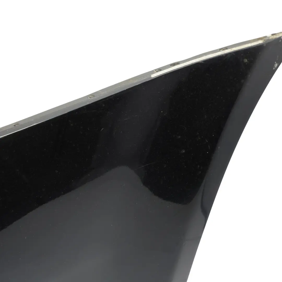 Bumper Covering Panel PDC Carbonschwarz Black Metallic - 416 to BMW E60 M5 Rear with Part number 0391958 BMW E60 M5 Rear Bumper Covering Panel PDC Carbonschwarz Black Metallic - 416 - SKU 0391958-CAR - Part number 0391958