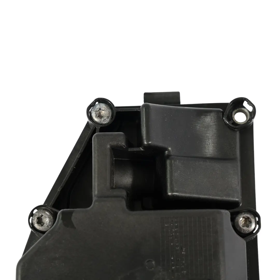 Reniflard De Séparateur D'Huile 1.5 TSI Essence pour Volkswagen Golf Mk7 à propos du numéro de pièce 04E103464AD Volkswagen Golf Mk7 Reniflard De Séparateur D'Huile 1.5 TSI Essence - SKU 04E103464AD - Numéro de pièce 04E103464AD