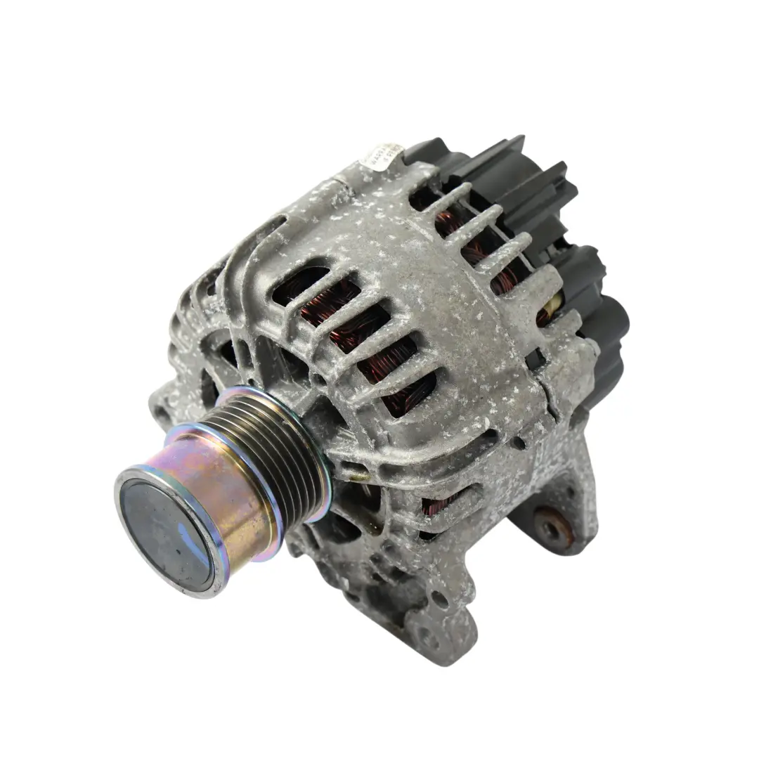 Alternateur Générateur 14V 110A pour Volkswagen VW Golf VII Audi A1 8X à propos du numéro de pièce 04E903015 Volkswagen VW Golf VII Audi A1 8X Alternateur Générateur 14V 110A - SKU 04E903015 - Numéro de pièce 04E903015