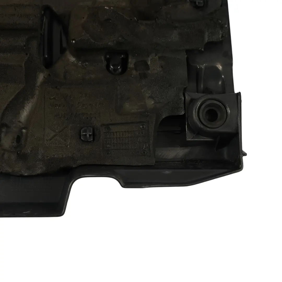 Panneau Cache Supérieur Du Moteur Diesel 04L103925L pour Seat Leon III 2.0 TDI à propos du numéro de pièce 04L103925J Seat Leon III 2.0 TDI Panneau Cache Supérieur Du Moteur Diesel 04L103925L - SKU 04L103925J - Numéro de pièce 04L103925J